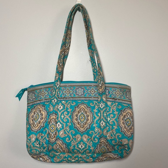 Vera Bradley purse ✨ - Picture 4 of 5